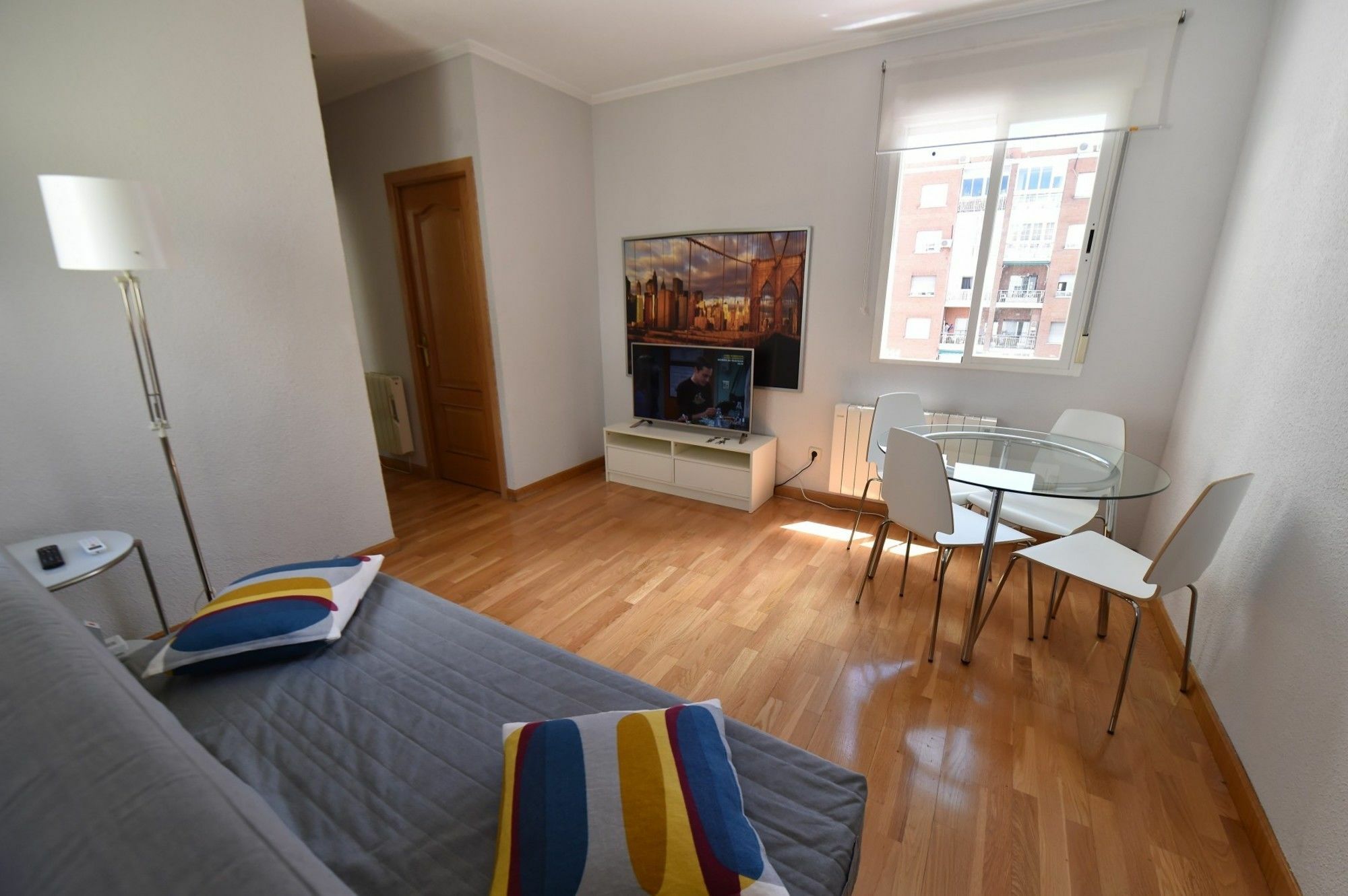 For You Rentals reina sofia apartment Madrid Exterior foto